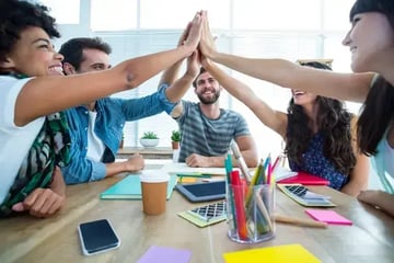 コミュニケーションマネジメントとは？プロジェクト管理における役割や手順を徹底解説