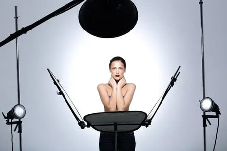 ECサイトを取り巻く動画広告・ライブコマース事情