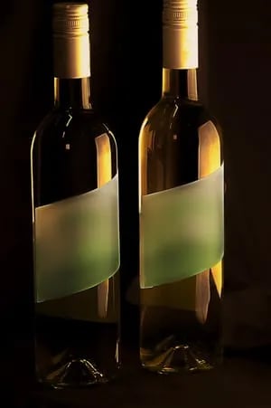 AIによるワインの異物混入検査