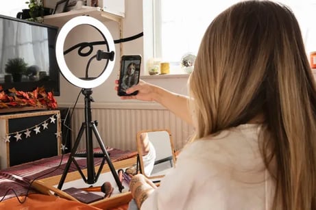 TikTokをECマーケティングとして活用する方法を解説