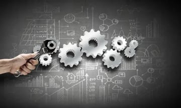 エンジニアリングチェーンとは？DXが与える影響や懸念される課題の解決策について