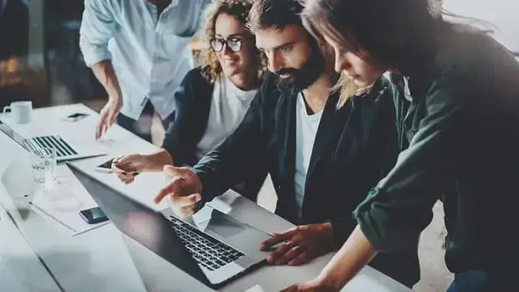 コスト削減（経費削減）とは？期待できる効果と見直しのポイント