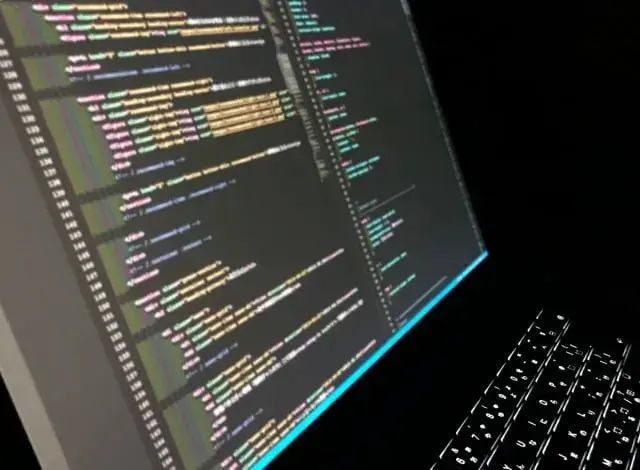 モデリングと同時に初期データも管理！ポストSQLを使ってみよう