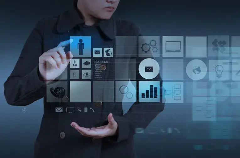 ECとは？意味や基礎知識、メリット・デメリットからEC通販ビジネスの特徴を解説