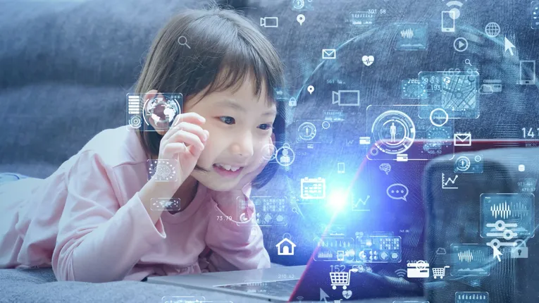 文部科学省が進める「小学校プログラミング教育の手引」とは？